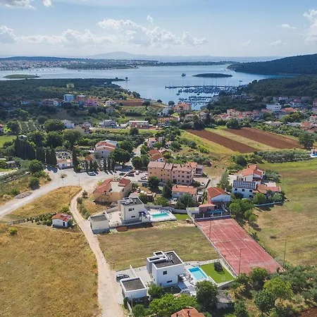 Villa Joy
